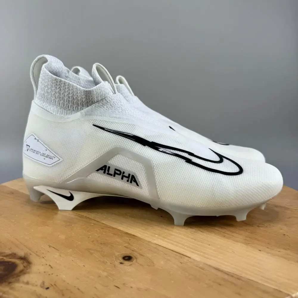 Nike Alpha Menace Elite 3 Mens Size 13.5 Football Cleats White DM1792-109 NEW